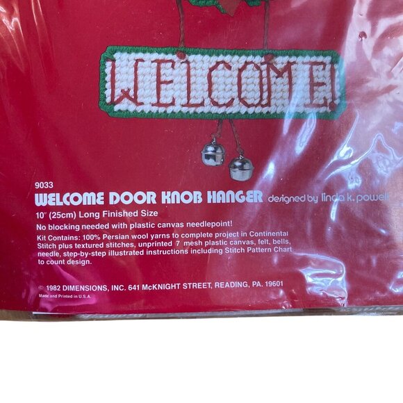 Dimensions Christmas Welcome Door Knob Hanger Needlepoint Plastic Kit 9033 - Picture 3 of 5
